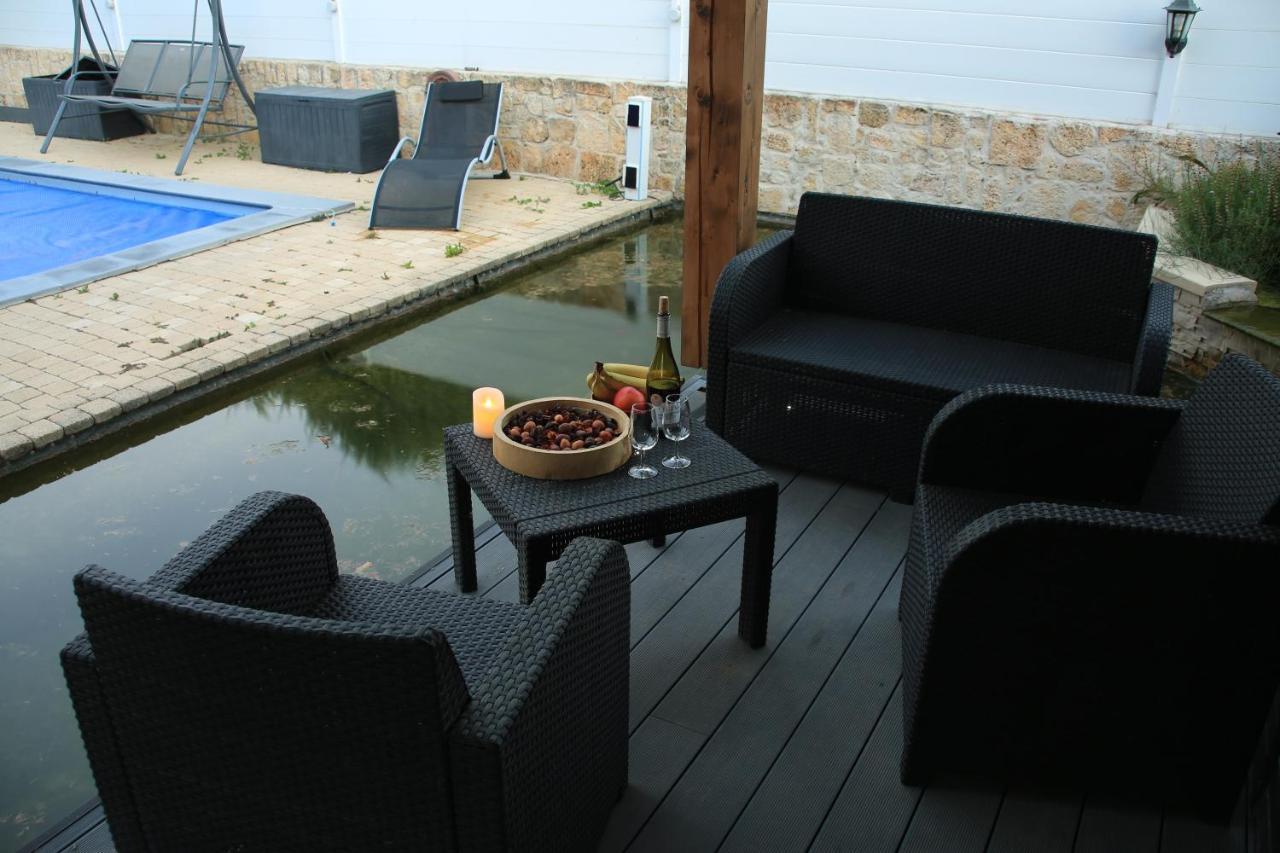 Chalet Mont Ventoux Et Chalet Vip Camaret-sur-Aigues Exterior foto