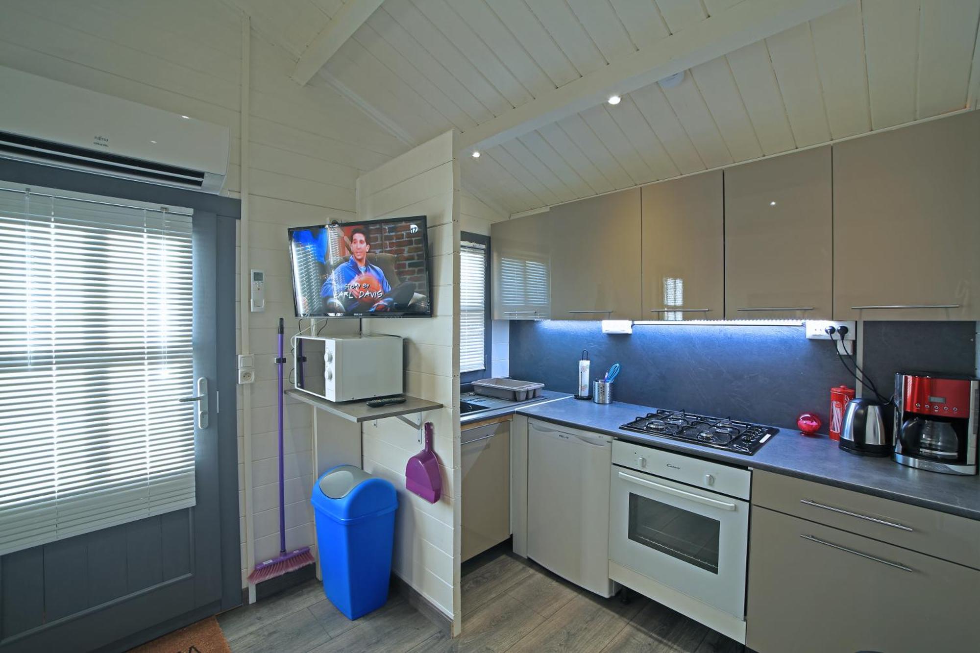 Chalet Mont Ventoux Et Chalet Vip Camaret-sur-Aigues Habitación foto